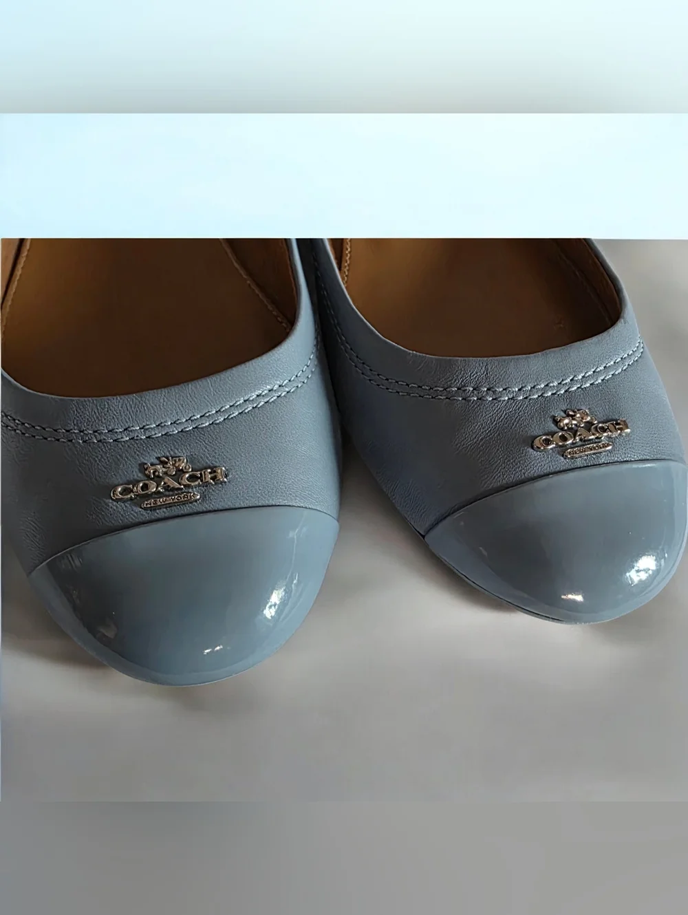 COACH (7.5B) Chelsea Light Blue Leather Cap-Toe Ballet Flats - Picture 6 of 14
